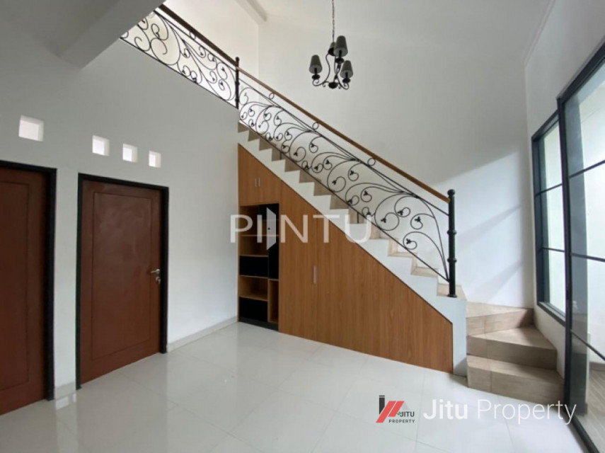 Rumah Dijual Harga Termurah, Strategis Di Pancoran, Jakarta Selatan