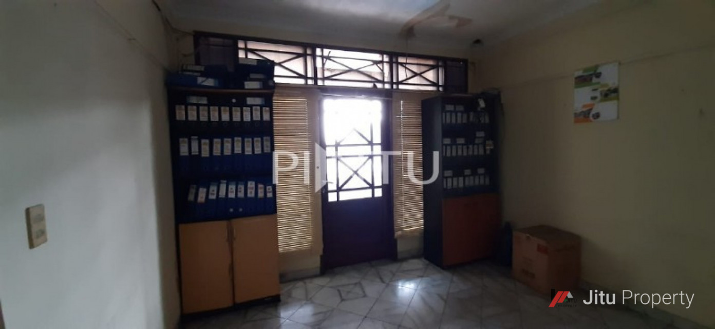 Dijual Rumah Strategis Di Jl. Cipayung Raya, Jakarta Timur