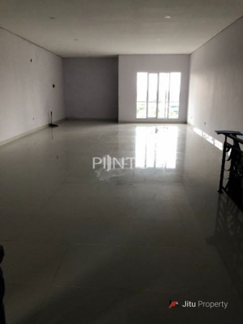 Dijual Ruko Strategis Di Kebon Jeruk Jakarta Barat