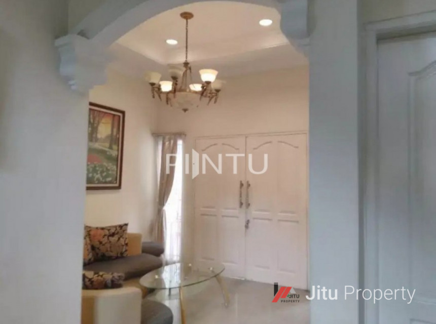 Rumah Dijual Dengan Desain Mewah Di Karang Tengah, Tangerang