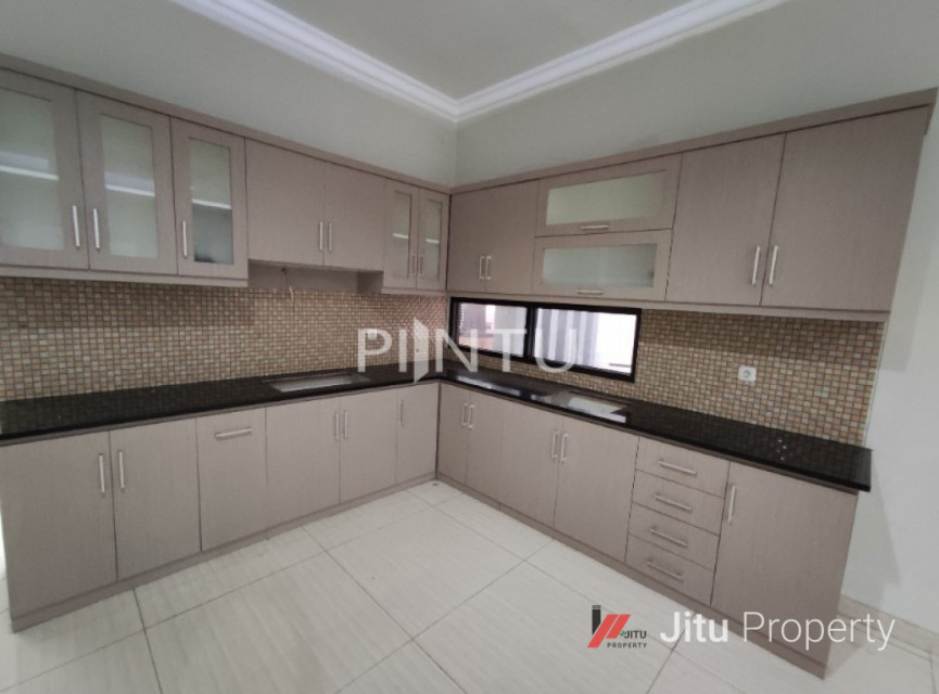 Dijual Rumah Baru Mewah Di Pusat Kota Jakarta Selatan