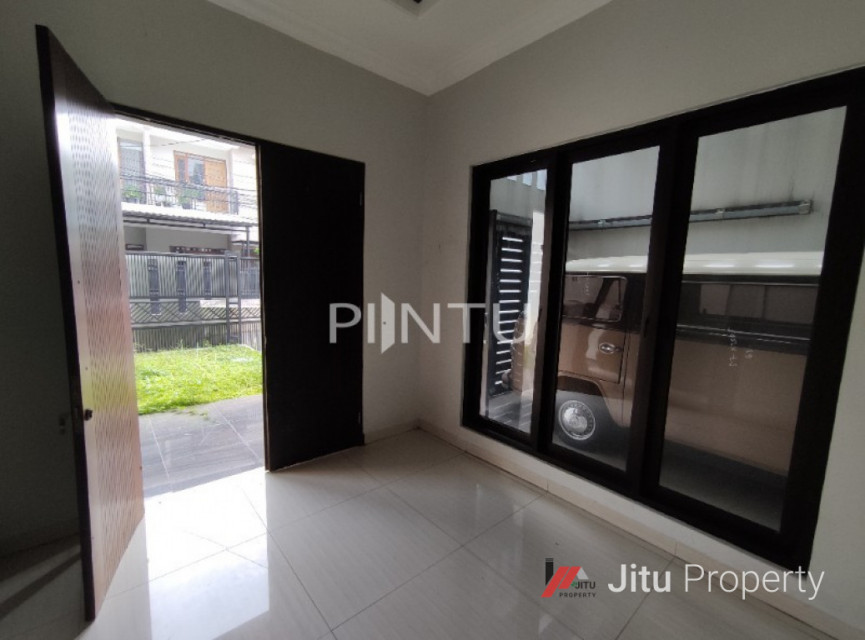 Dijual Rumah Baru Mewah Di Pusat Kota Jakarta Selatan