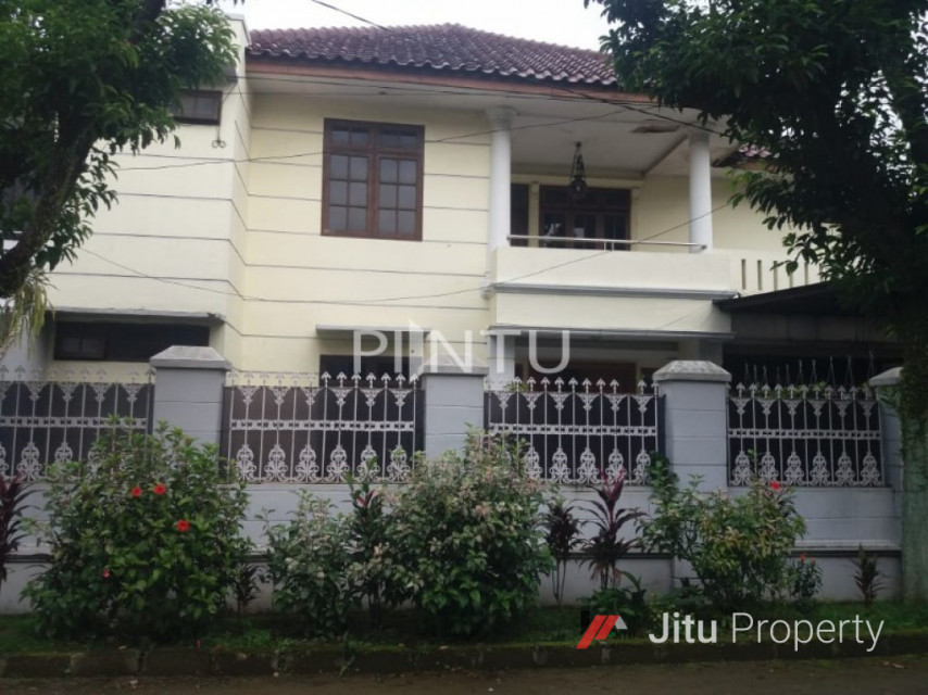 Dijual Rumah Hunian Strategis Semi-furnish Di Pamulang Pondok Cabe