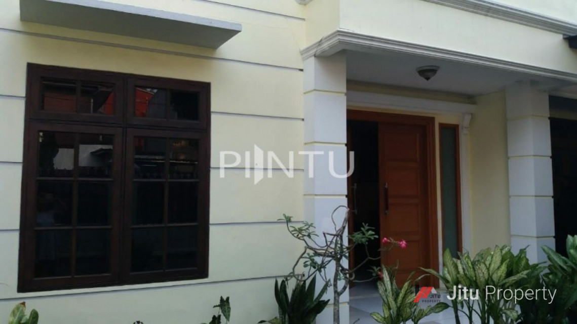 Dijual Rumah Hunian Strategis Semi-furnish Di Pamulang Pondok Cabe
