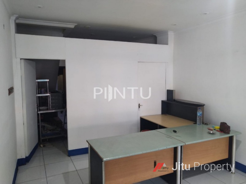 Ruko Dijual Di Ciputat Raya, Ciputat Timur, Tangerang Selatan