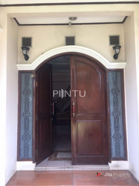 Dijual Rumah Megah Terjangkau Di Ciputat Timur, Tangerang Selatan