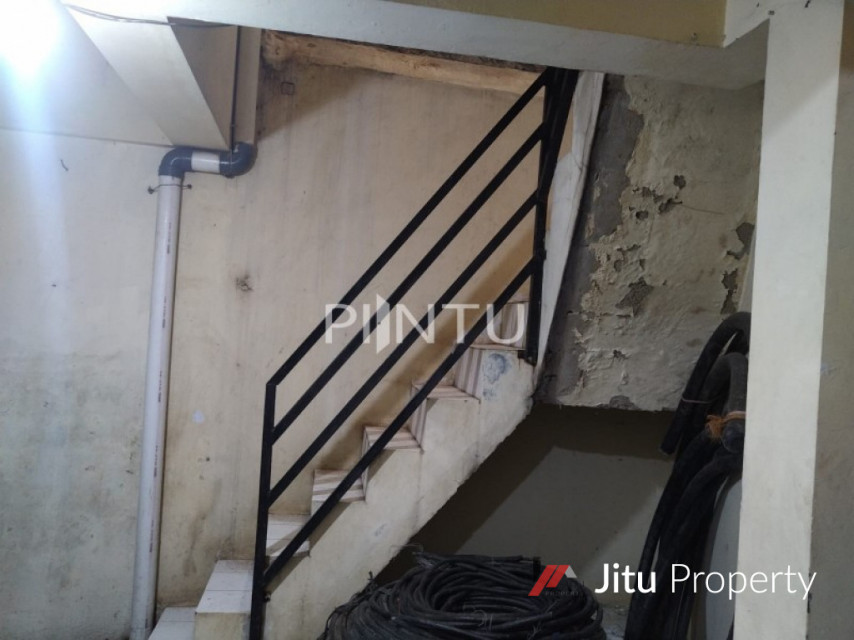 Dijual Rumah Strategis di Jatipulo Palmerah, Jakarta Barat