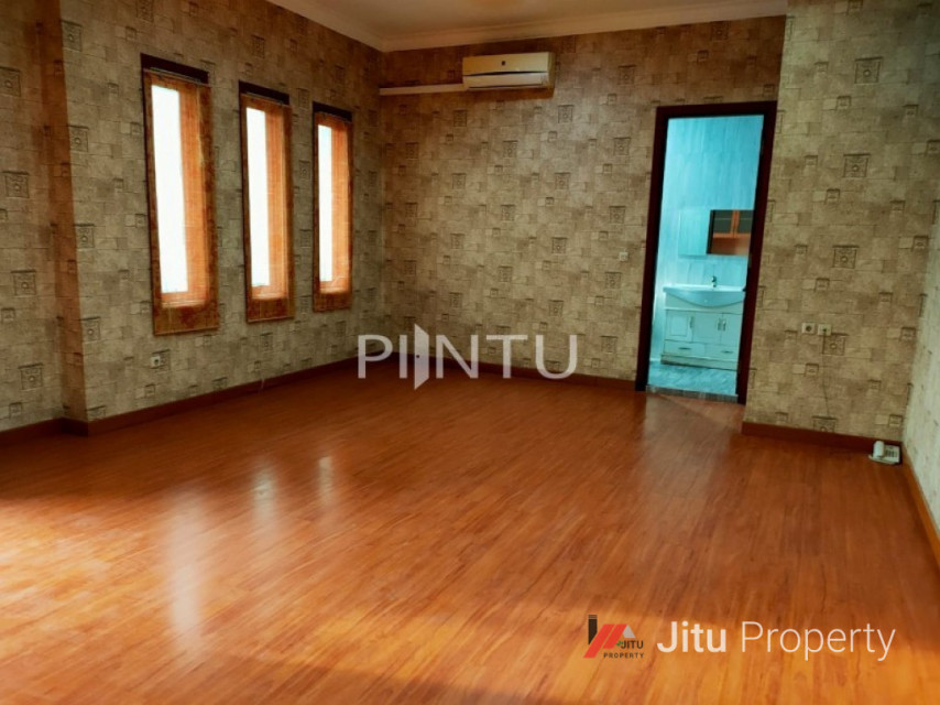 Dijual Rumah Kondisi Bersih dan Nyaman di Kembangan, Jakarta Barat