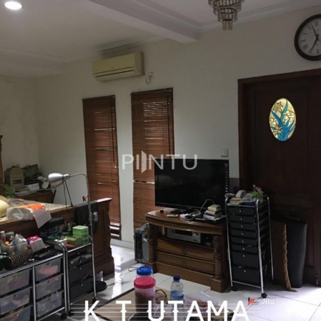 Dijual Rumah Strategis Asri Siap Huni di Kembangan, Jakarta Barat