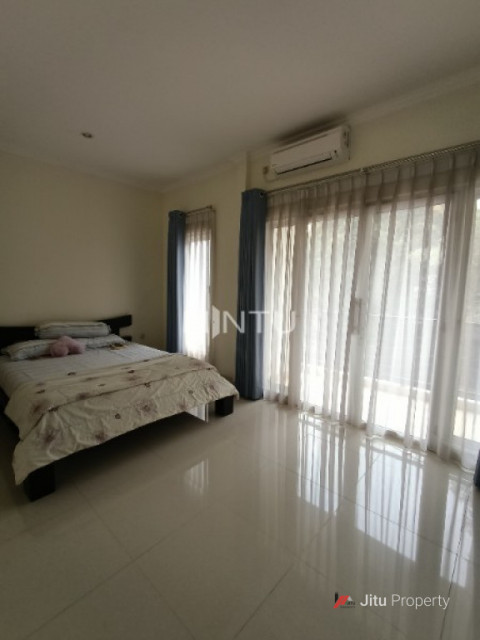 Dijual Rumah Mewah Strategis di Ciputat Timur, Tangerang Selatan