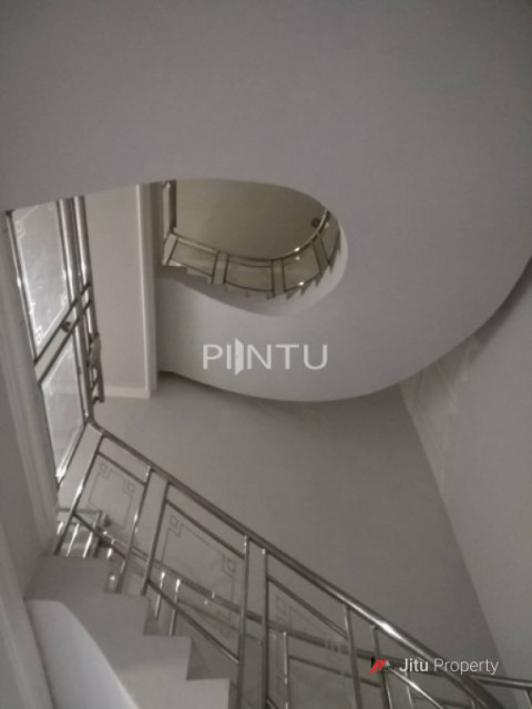 Dijual Rumah Terjangkau Siap Huni di Tambora, Jakarta Barat