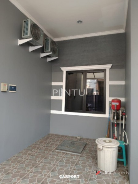 Dijual Rumah Tinggal 3 Lantai Siap Huni di Jakarta Barat