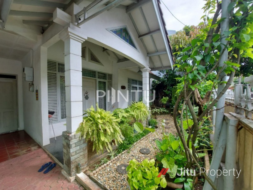Dijual Rumah Strategis Dan Terjangkau Di Cinere, Depok