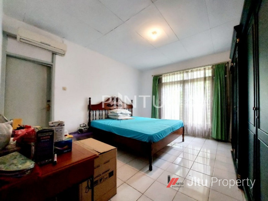 Dijual Rumah Strategis Dan Terjangkau Di Cinere, Depok