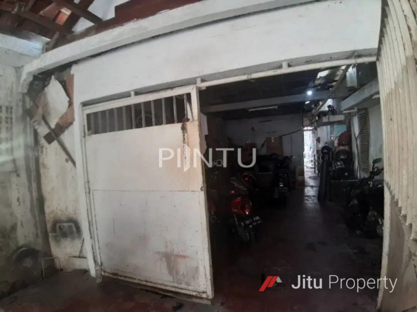 Dijual Cepat Rumah Lokasi Strategis di Sawah Besar, Jakarta Pusat
