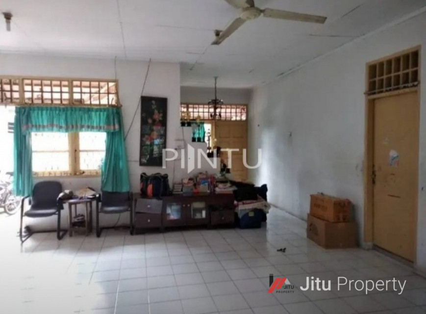 Rumah Dijual Tanah Luas Di Pamulang, Tangerang Selatan
