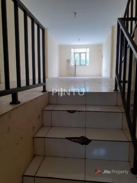 Dijual Ruko Strategis Di Daerah Sawangan, Kota Depok
