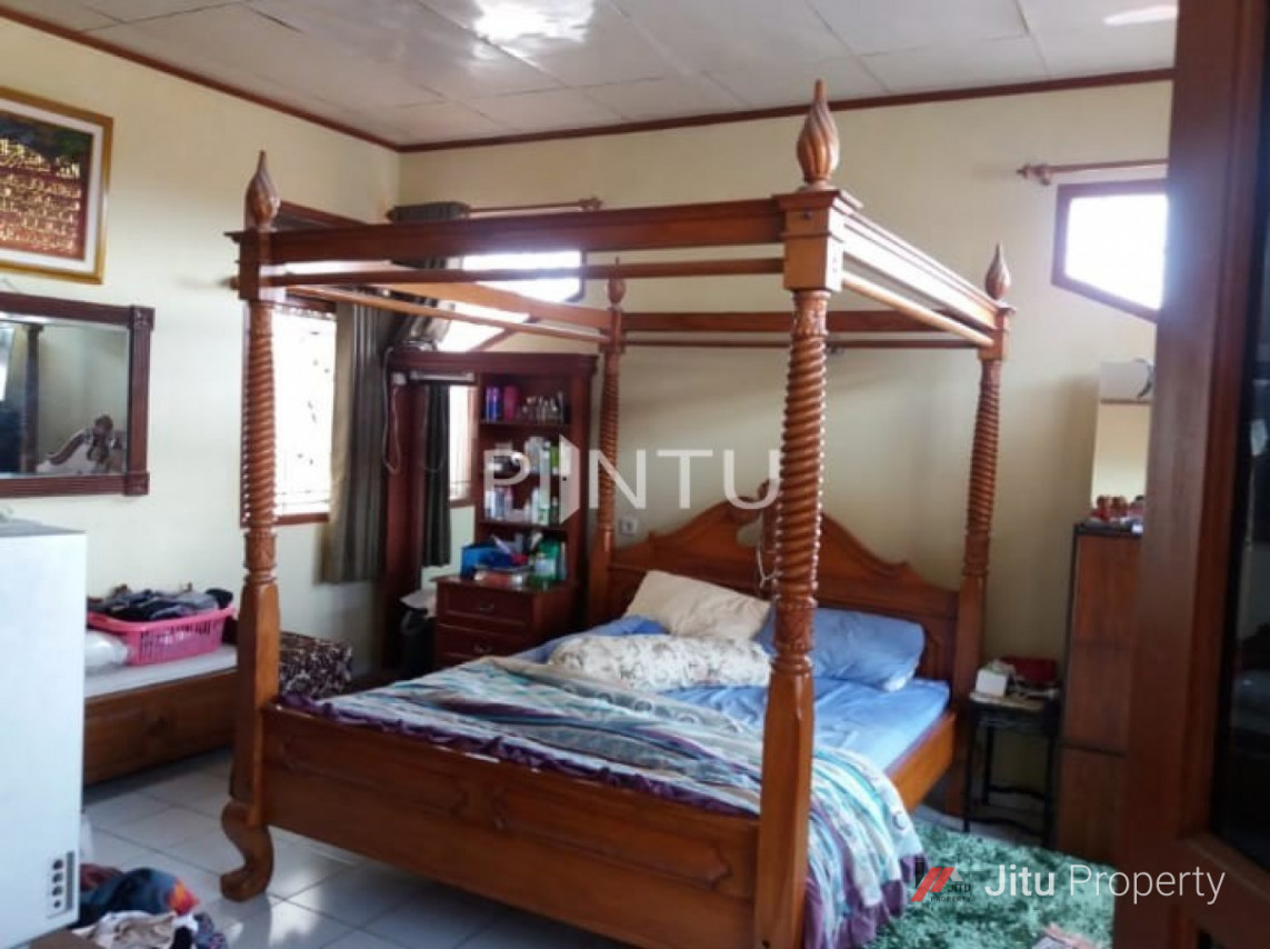 Rumah Dijual Kondisi Nyaman Sejuk Di Coblong, Kota Bandung