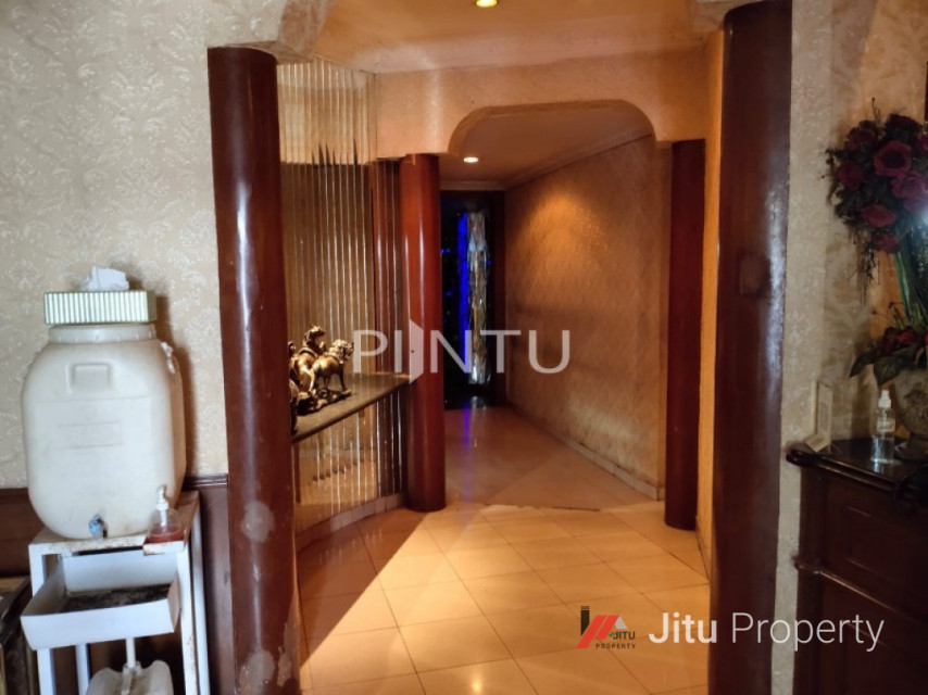 Dijual Rumah Mainroad Sudirman (Bisa untuk Usaha), Andir, Kota Bandung
