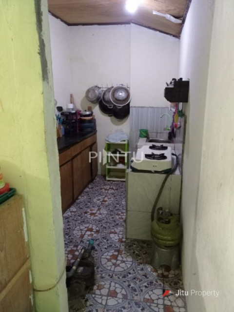Dijual Rumah Di Komplek Karang Tengah Permai, Kota Tangerang