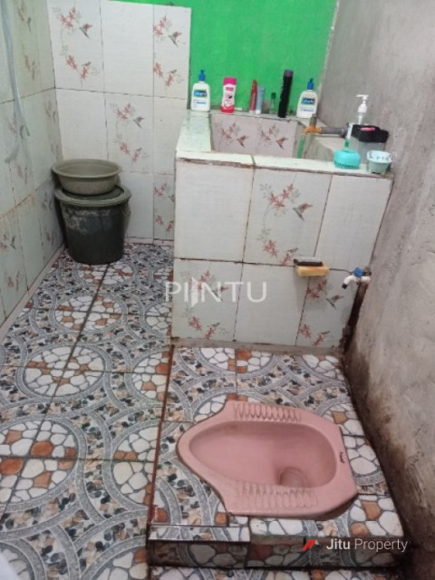Dijual Rumah Di Komplek Karang Tengah Permai, Kota Tangerang