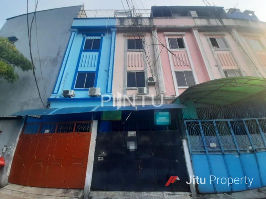 Dijual Ruko Cocok Untuk Tempat Tinggal Atau Usaha di Jakarta Barat