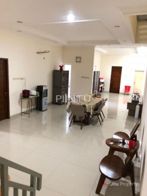 Rumah Dijual 3 Lantai Di Cengkareng, Jakarta Barat