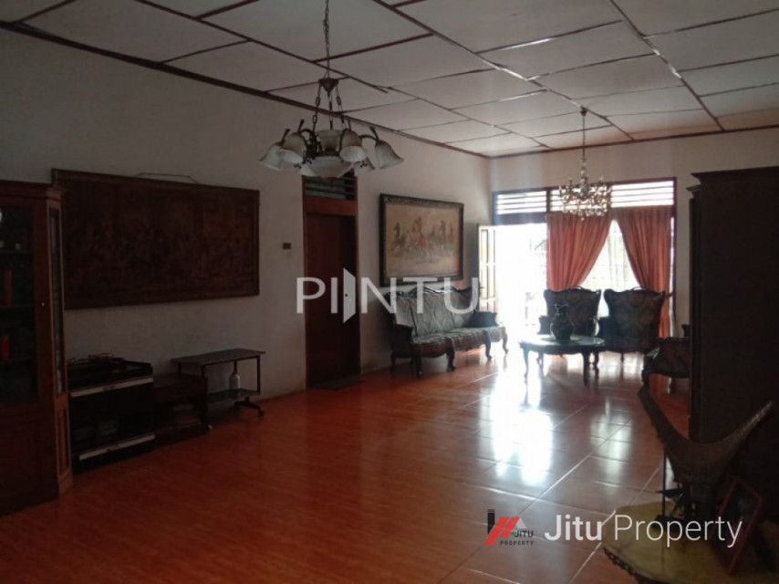 Dijual Rumah Di Jl. Purbaya Johar Baru, Jakarta Pusat
