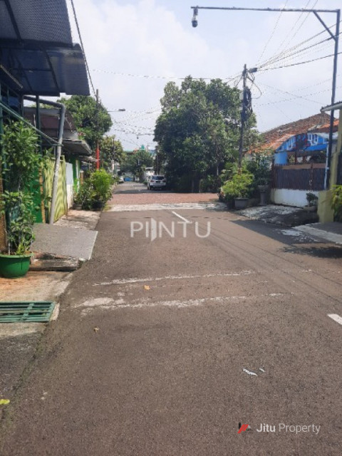 Dijual Rumah Di Jl. Purbaya Johar Baru, Jakarta Pusat