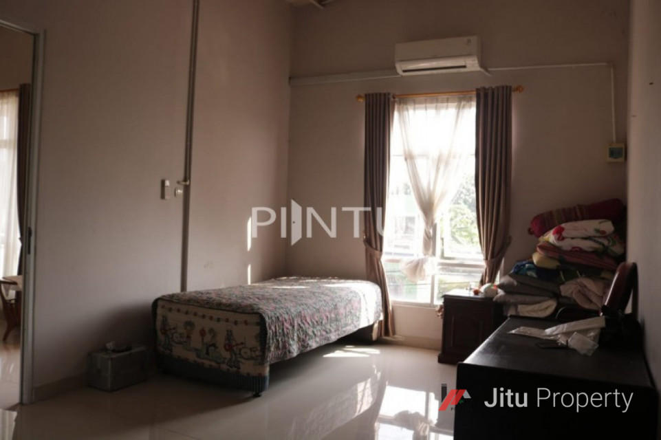 Ruko Dijual Di Jl. Pamulang Elok Raya Bojongsari, Depok