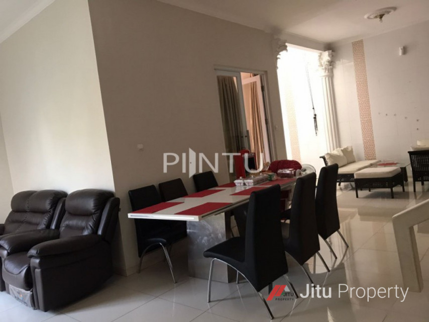 Rumah Dijual Di Kota Wisata Cibubur Dekat Sports Club, Bogor
