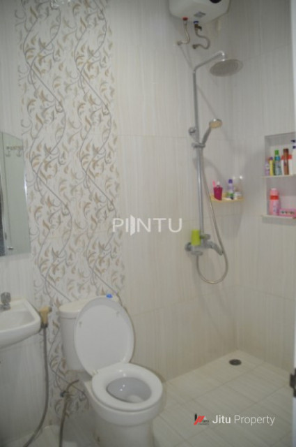 Rumah Mewah 2 Lantai Ananta Residence, Pinang, Kota Tangerang