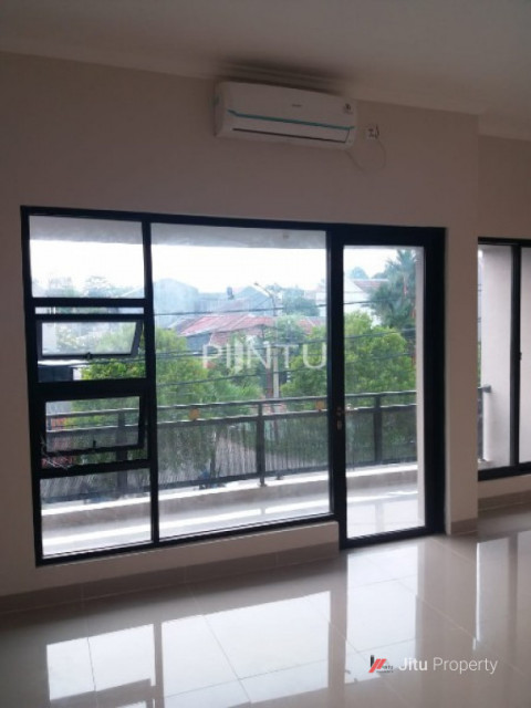 Rumah Dijual Kondisi Baru Di Serpong Utara, Tangerang Selatan