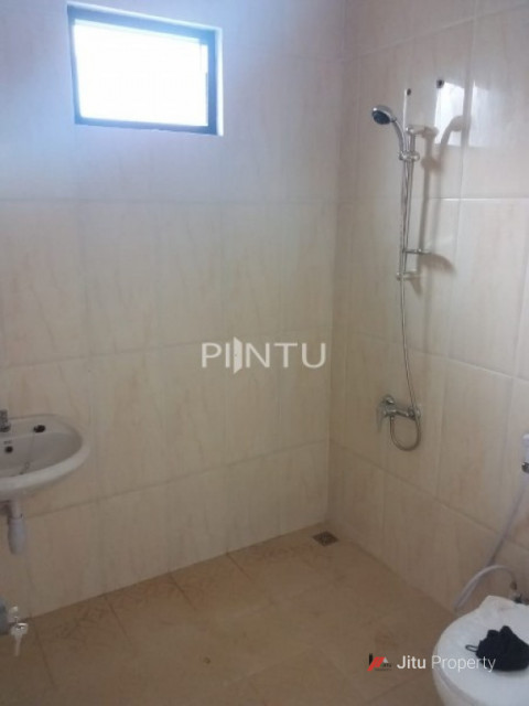 Rumah Dijual Kondisi Baru Di Serpong Utara, Tangerang Selatan