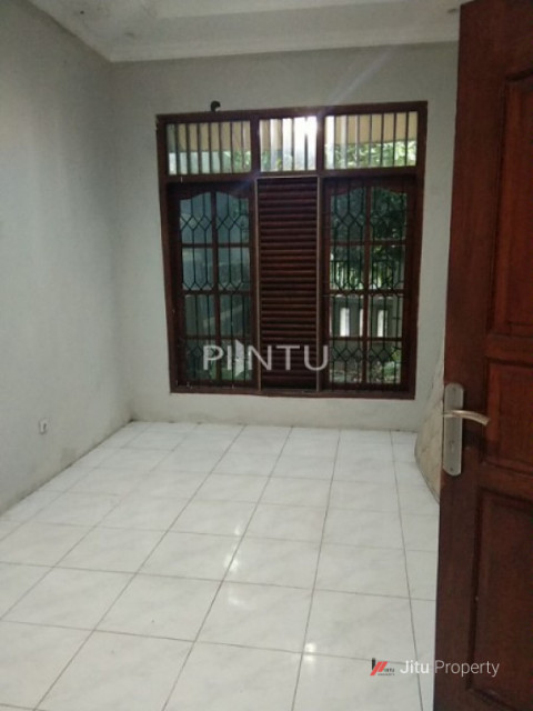 Dijual Rumah Pojok 2 Lantai Bumi Cengkareng Permai, Jakarta Barat