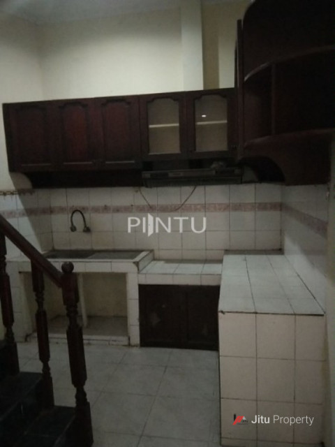 Dijual Rumah Pojok 2 Lantai Bumi Cengkareng Permai, Jakarta Barat