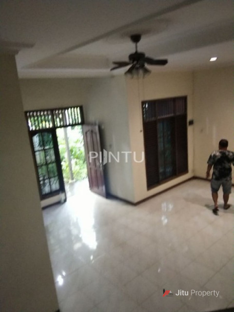 Dijual Rumah Pojok 2 Lantai Bumi Cengkareng Permai, Jakarta Barat