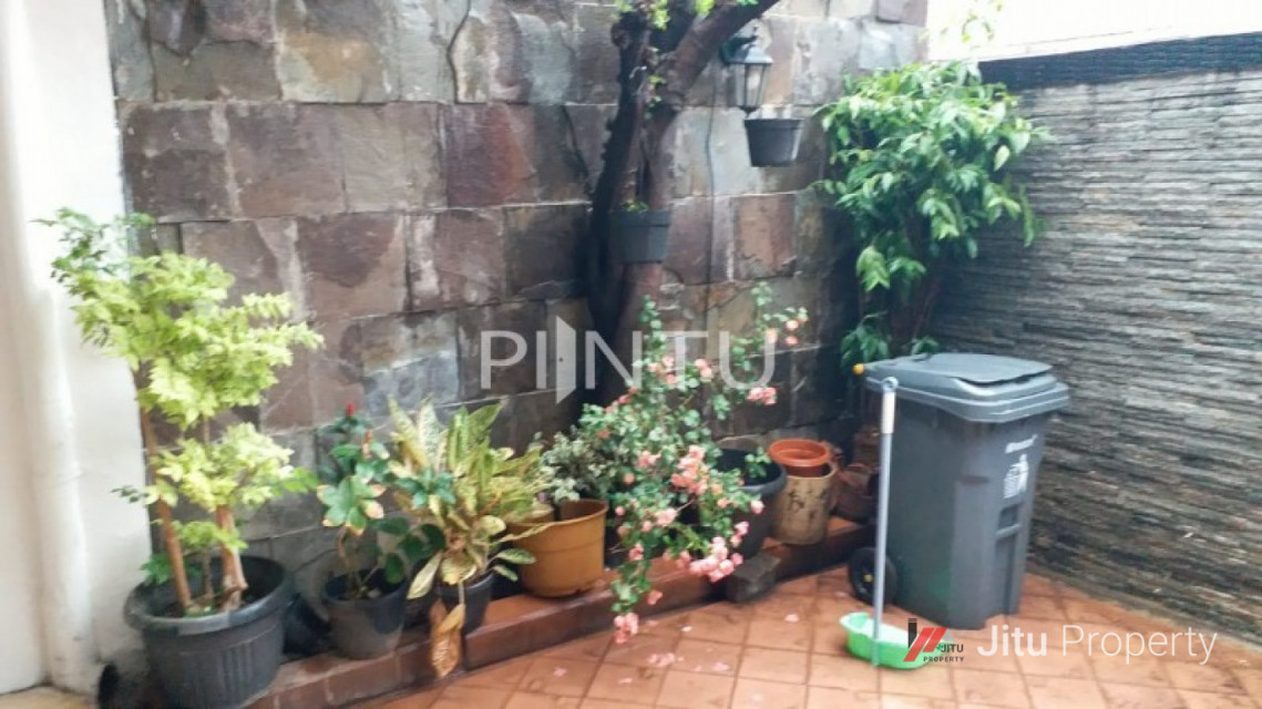 Rumah Dijual di Cipinang Cempedak, Jatinegara, Jakarta Timur