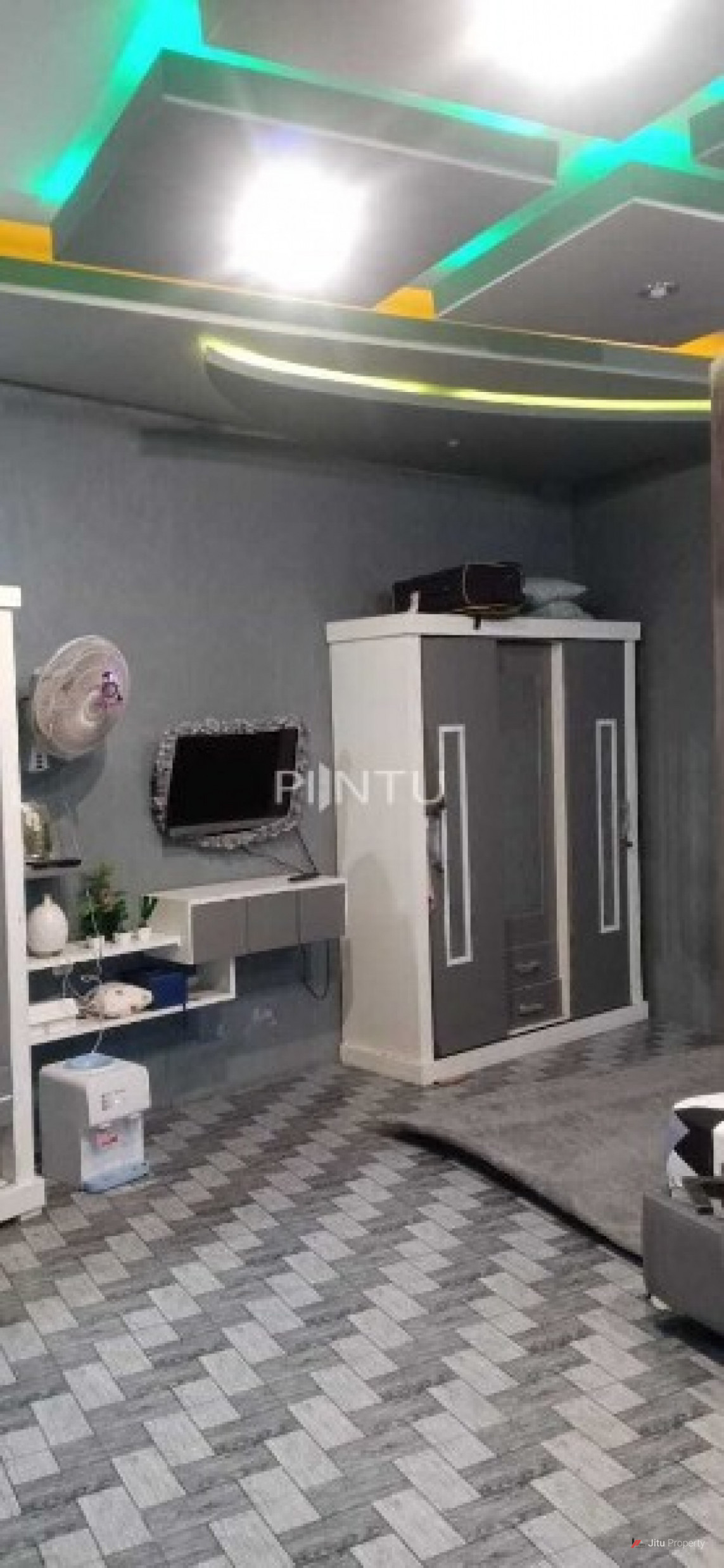 Dijual Rumah Siap Huni-Full Furnish, Karawang, Sukabumi