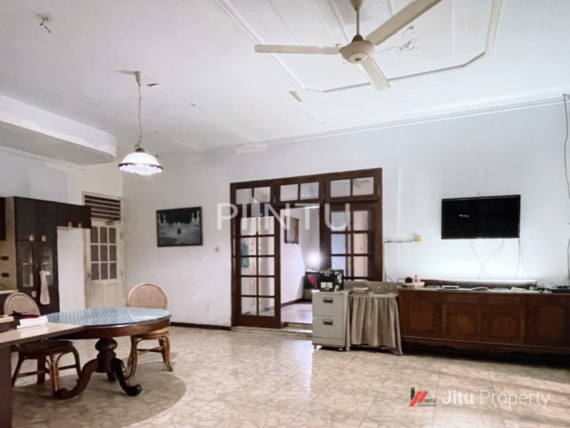 Dijual RUmah Lokasi Strategi di Cilandak Tengah Raya Jakarta Selatan