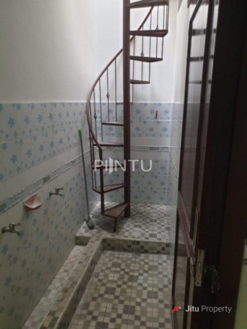 Dijual Rumah Dengan Kondisi Bagus Siap Di Huni Daerah Cilandak