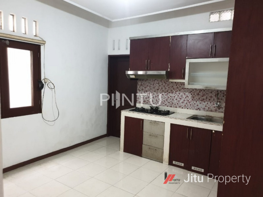 Dijual Rumah Dengan Kondisi Bagus Siap Di Huni Daerah Cilandak