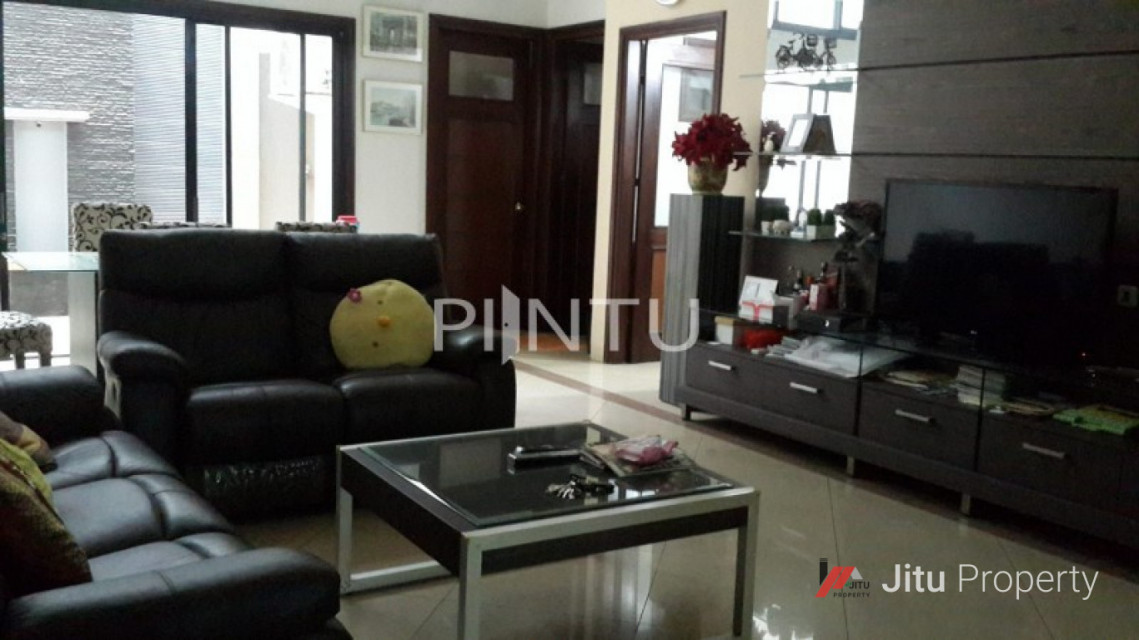 Dijual Rumah Di Vanadium Town House (Intercone) Jakarta Barat