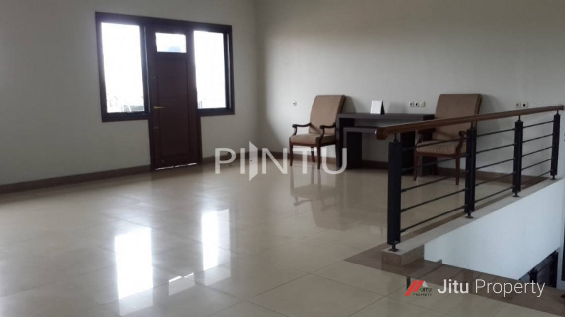Dijual Rumah Di Vanadium Town House (Intercone) Jakarta Barat