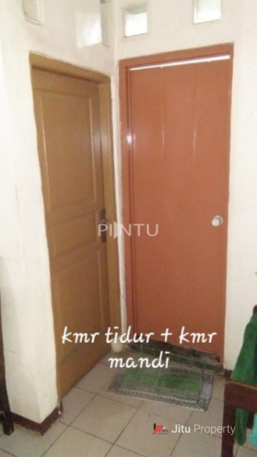 Rumah Satu Setengah Lantai Unik Di Pondok Aren, Tangerang Selatan