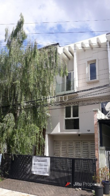 Rumah Dijual Di Kebayoran Baru, Jl. Gandaria V No. 17 Jakarta Selatan