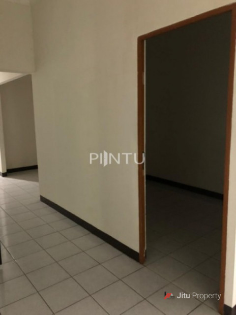 Rumah Cocok Untuk Kantor, Kawasan Elite Dan Strategis