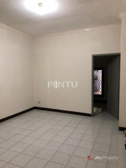 Rumah Cocok Untuk Kantor, Kawasan Elite Dan Strategis
