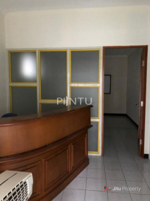 Rumah Cocok Untuk Kantor, Kawasan Elite Dan Strategis