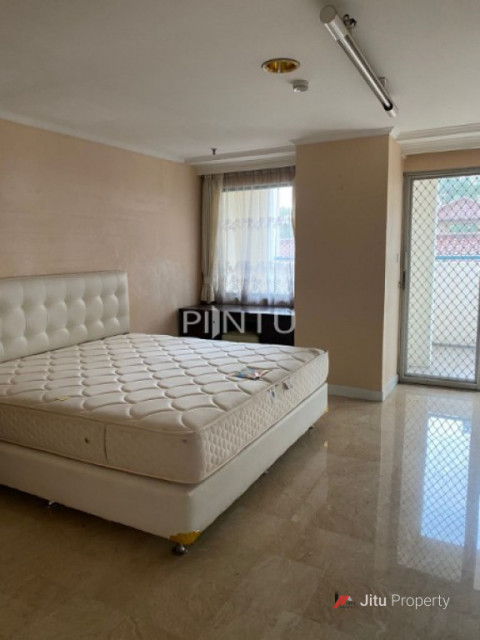 Apartement Golfhill Terraces Pondok Indah Jakarta Utara